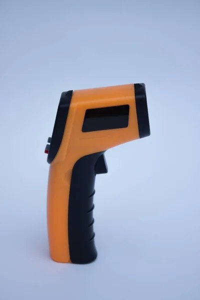 Infrared Thermometer Thermometer Gun Measuring Temperature White Background Covid Spread — Stock Photo, Image