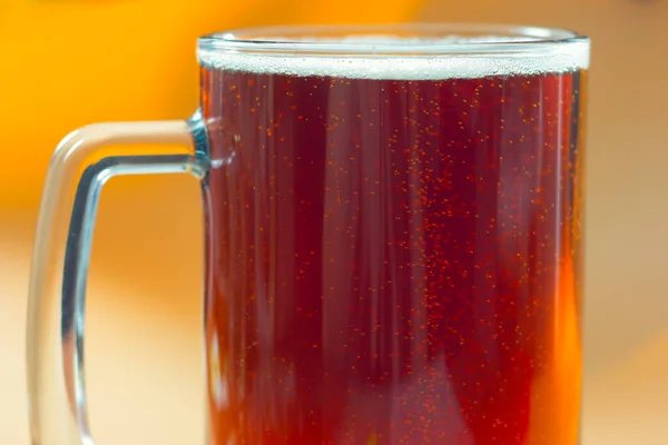 Mug Beer Yellow Background — Fotografia de Stock