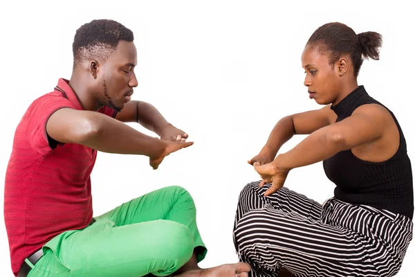 Couple Sitting Ground Praying — Stock Photo, Image