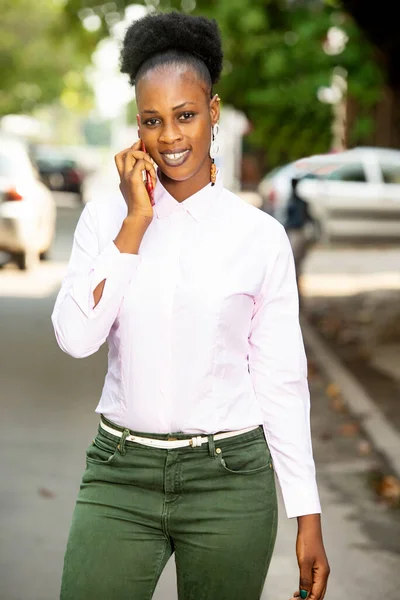 Beautiful African Young Woman Walking Street Talking Mobile Phone Smiling — Stock Photo, Image