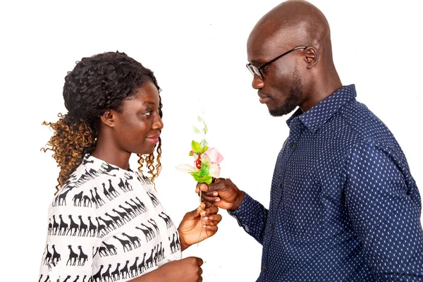 Beautiful Couple Standing White Background Holding Flower Smiling — Stock Photo, Image