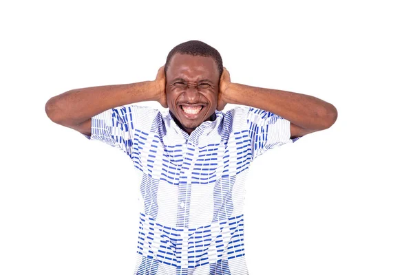 Jonge Man Shirt Lachen Bedekken Zijn Oren Geïsoleerd Witte Achtergrond — Stockfoto