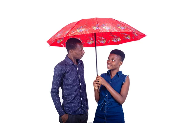 Portrait Young Man Woman Chatting Together Umbrella — Stock Photo, Image
