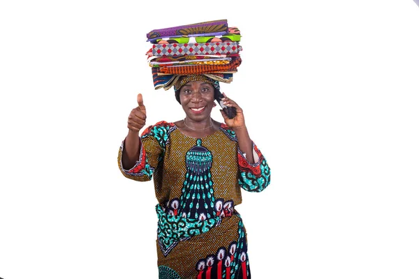 Portrait Happy Woman Traditional Loincloths Her Head Talking Mobile Phone — Fotografia de Stock