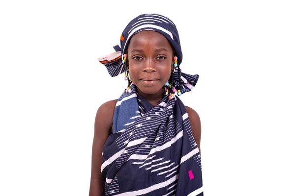 Retrato Uma Linda Menina Vestindo Tradicional Loincloth Africano — Fotografia de Stock