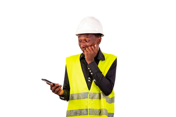 Engenheiro Construção Com Capacete Segurança Sobre Fundo Branco Falando Celular — Fotografia de Stock