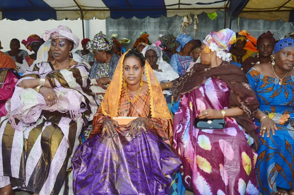 Traditionella bröllop i Afrika. — Stockfoto