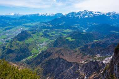 Untersberg dağından Avusturya 'nın panorama manzarası.
