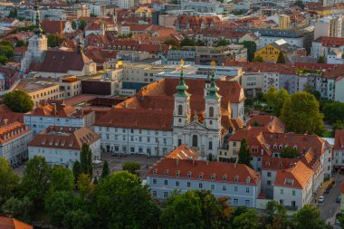 Avusturya şehrinin havadan görünüşü. Graz.IMAGE