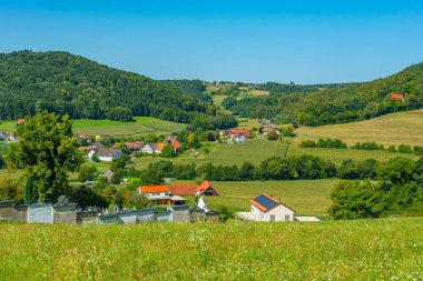 Avusturya 'daki Riegersburg Kalesi yakınlarındaki Styria kırsal manzarasının panorama görüntüsü.