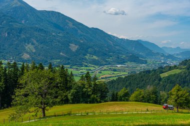 Avusturya 'daki Ennstal Alpleri' nin gündoğumu görüntüsü