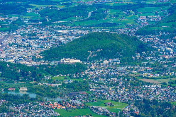 Avusturya 'nın Untersberg kentinden Salzburg' un Panorama manzarası