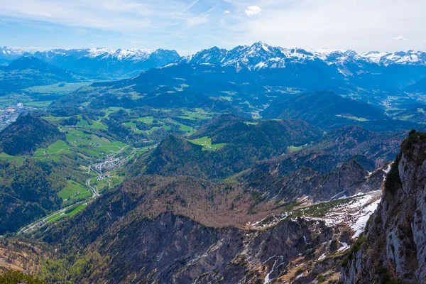 Untersberg dağından Avusturya 'nın panorama manzarası.