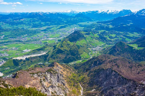 Untersberg dağından Avusturya 'nın panorama manzarası.