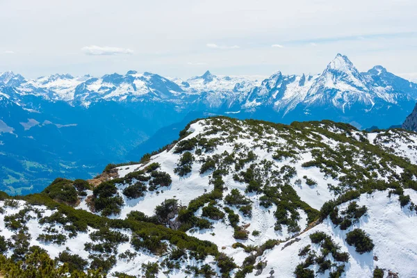 Untersberg dağından Avusturya 'nın panorama manzarası.