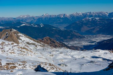 Avusturya 'daki Kaprun kayak merkezinin Panorama manzarası