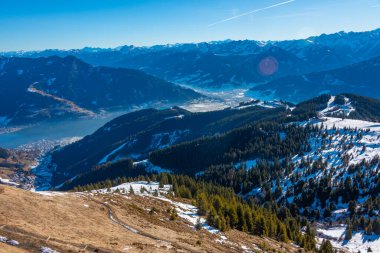 Avusturya 'daki Schmitenhohe Gölü' nden izlenecek.