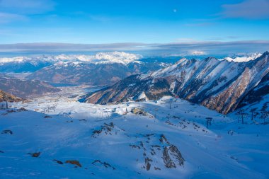 Avusturya 'daki Kaprun kayak merkezinin Panorama manzarası