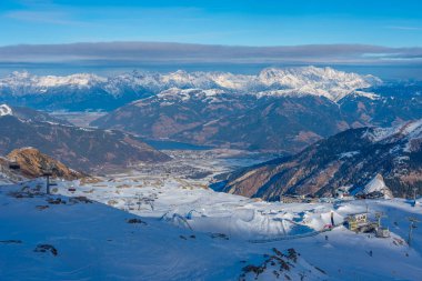 Avusturya 'daki Kaprun kayak merkezinin Panorama manzarası