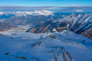 Avusturya 'daki Kaprun kayak merkezinin Panorama manzarası