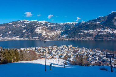 Avusturya 'daki Schmitenhohe Gölü' nden izlenecek.