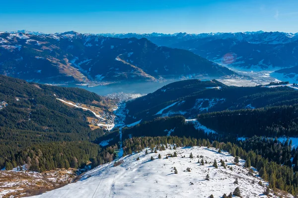 Avusturya 'daki Schmitenhohe Gölü' nden izlenecek.