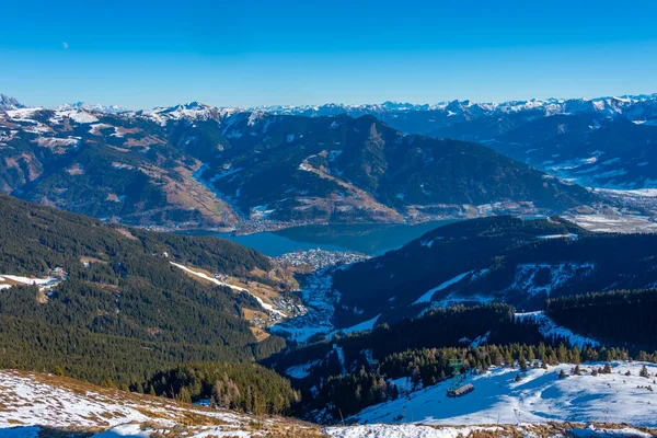 Avusturya 'daki Schmitenhohe Gölü' nden izlenecek.