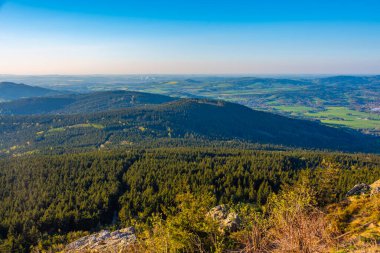 Kuzey Bohem manzarası Çek Cumhuriyeti 'nin Jested Hill kentinden izlendi.