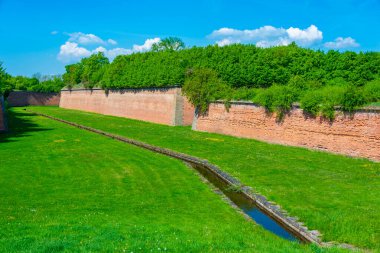 Çek Cumhuriyeti 'ndeki Terezin kalesinin manzarası.