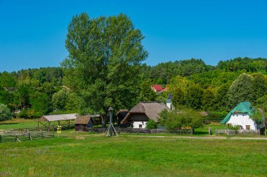 Macaristan 'daki Szenna Skanzen' de yaz günü.