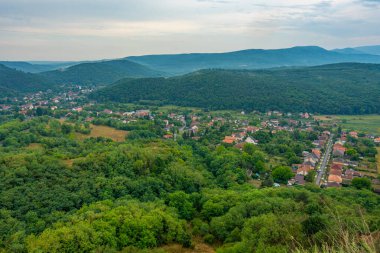 Macaristan 'daki Sirok köyünün panorama manzarası.