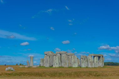 İngiltere 'deki Stonehenge' de yaz günü.