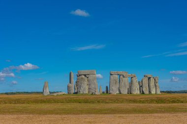 İngiltere 'deki Stonehenge' de yaz günü.