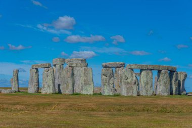 İngiltere 'deki Stonehenge' de yaz günü.