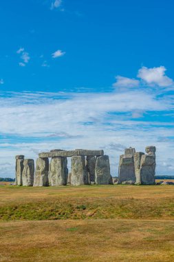 İngiltere 'deki Stonehenge' de yaz günü.