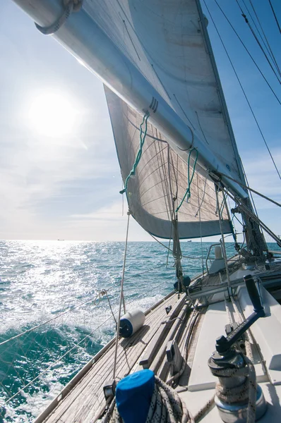 Segelboot — Stockfoto