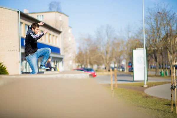 Parkour uomo — Foto Stock