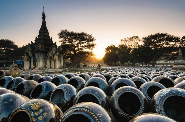 Bagan kavanozlarda alan