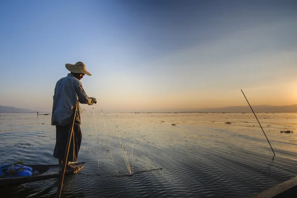 Un pescador local — Foto de Stock