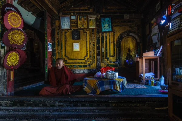 Nyaung Shwe chrám, Myanmar — Stock fotografie