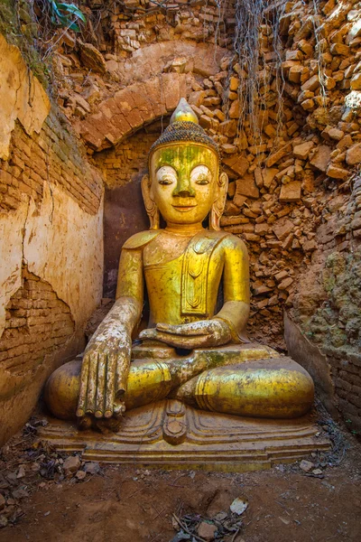 Old Buddha, Myanmar — Stock Photo, Image