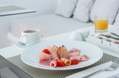 Pastırma kahvaltı yemek