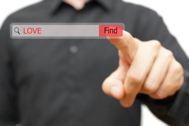 genç adam üzerinde kelime love.find ortak arama çubuğuna basarak