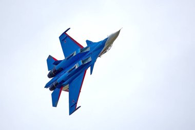 ZHUKOVSKY, MOSCOW REGION, RUSSIA 25 Temmuz 2021: MAKS-2021, uluslararası havacılık ve uzay salonu açık hava sergisinde gösterilen uçaklar