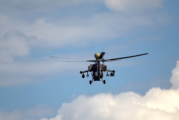 ЖУКОВСКИЙ, МОСКОВСКАЯ ОБЛАСТЬ, РОССИЯ 25 июля 2021 года: Самолеты, представленные на выставке МАКС-2021 под открытым небом, международный авиационно-космический салон