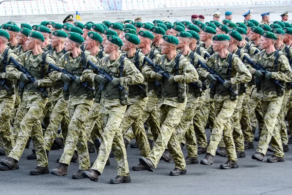 Kyiv Ukraine Sierpnia 2021 Ukraińskie Jednostki Zbrojne Uczestniczą Próbie Parady — Zdjęcie stockowe