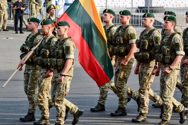 Kyiv Ucrania Agosto 2021 Unidades Las Fuerzas Armadas Lituania Participan —  Fotos de Stock