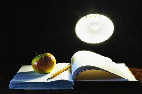 Illuminating Notebook Desk Lamp — Stock Photo, Image