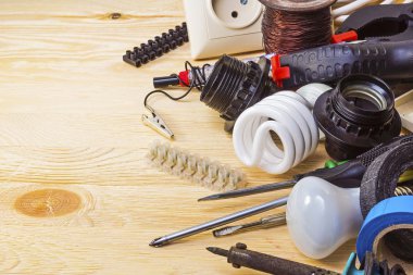 Elektrikçi araçları