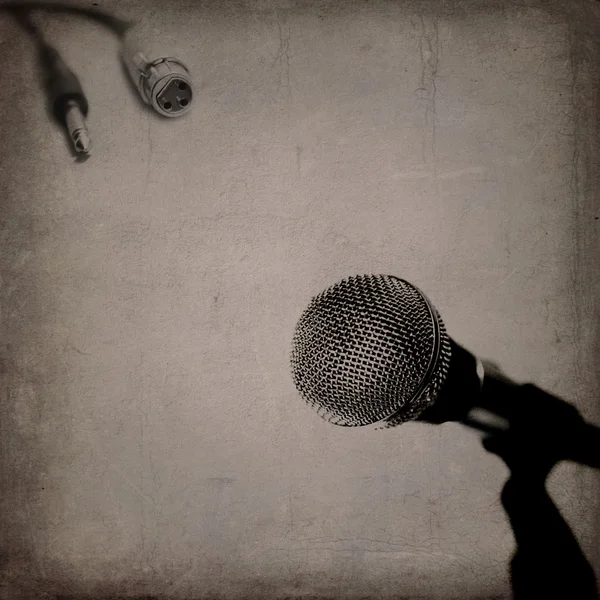 Microfono vintage e cavo jack — Foto Stock